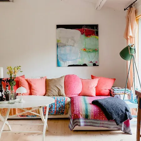 Charming And Cozy Summerhouse In Hébergement de vacances *