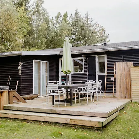 Charming And Cozy Summerhouse In * Gilleleje