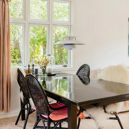 Charming And Cozy Summerhouse In * Gilleleje