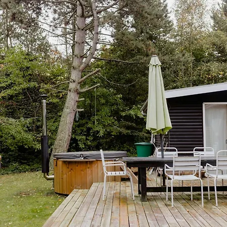 Charming And Cozy Summerhouse In Gilleleje