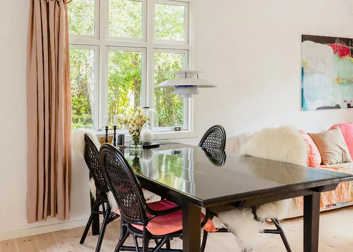 Casa de Férias Charming And Cozy Summerhouse In